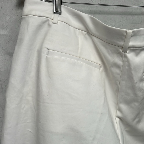 NWT Ralph Lauren Double-Faced Stretch-Cotton Pleat Shorts. Size 18W - Picture 6 of 7